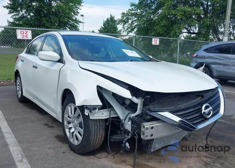 2017 Nissan Altima 2.5/S/Sv/Sl/Sr из США, поврежденный, VIN 1N4AL3AP6HN349256